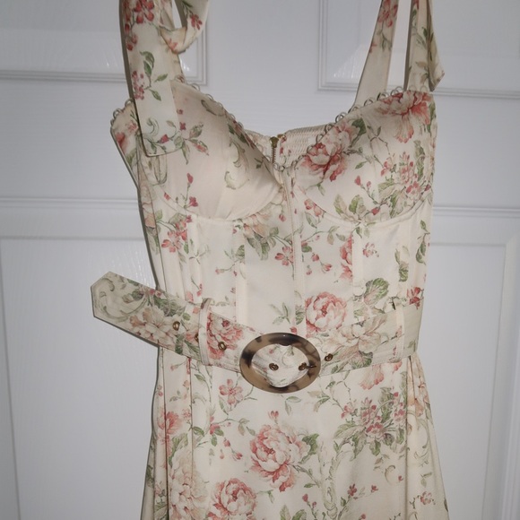 V. Chapman The Lisianthus Dress in Carmel Valley Rose - Picture 4 of 7